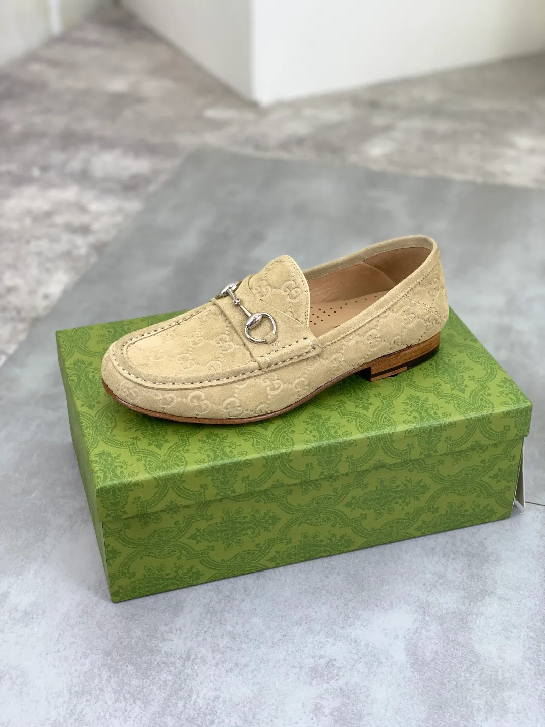 Men's men's shoes 💰P540 [New style] Water-dyed cowhide 💰💎💎💎 [Gucci] Gucci high-end men's formal business leather shoes, original order 1:1 authentic goods! Original imported high-end washed calfskin, original metal buckle, imported first-layer cowhide lining for feet, original outsole, men's shoe size: 38-44, multiple colors available